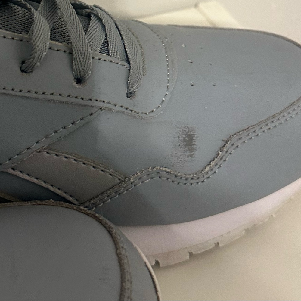 Rebook Classic Sneakers for Women - Picture 11 of 11
